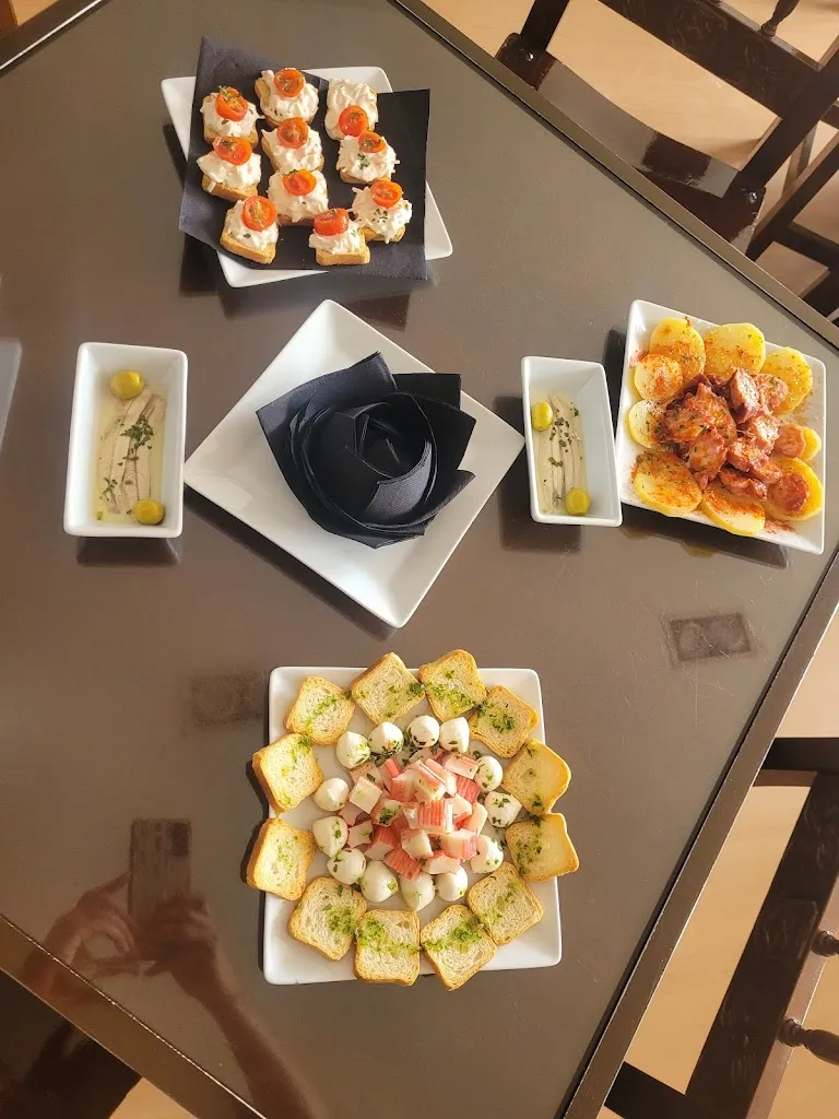 Bar La Plaza_Benegiles_slider_image_3