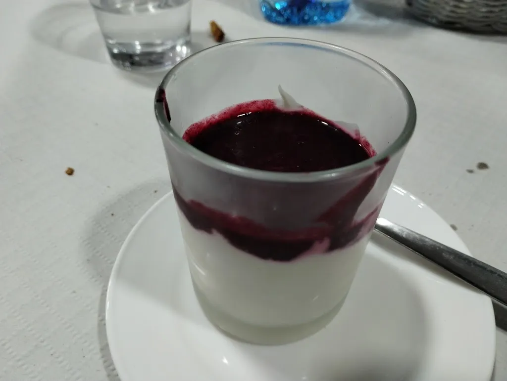 Menu_Cafetería Restaurante Victoria_Benegiles_image_1