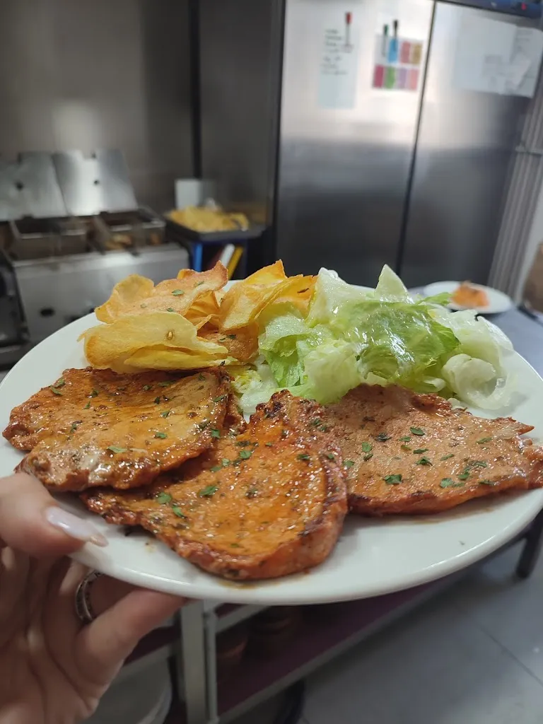 Menu_Cafetería Restaurante Victoria_Benegiles_image_5