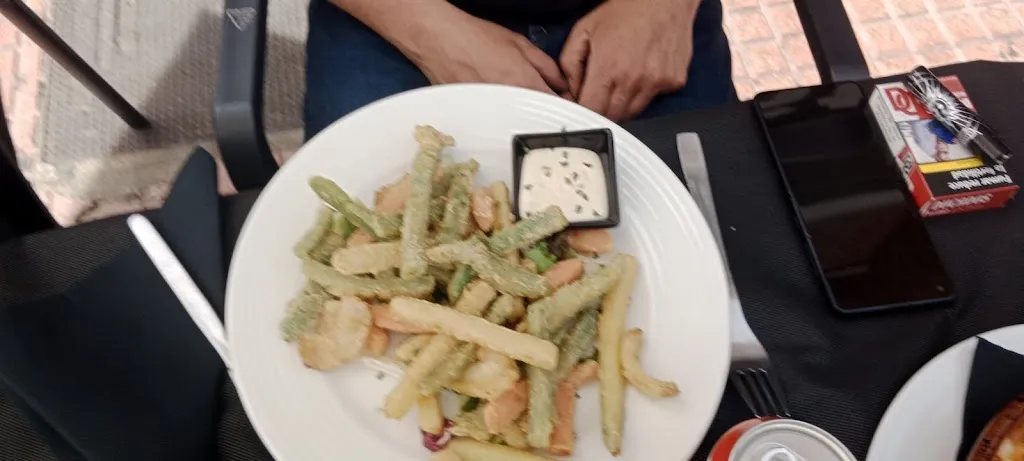 Javier Víctores_Planetorium_Benavente_review