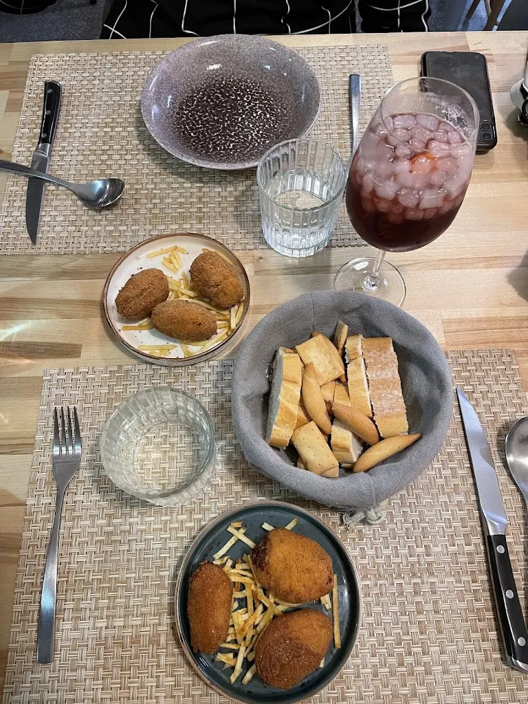 Dipesh Davadra_Bistro Barceló_Bretó_review