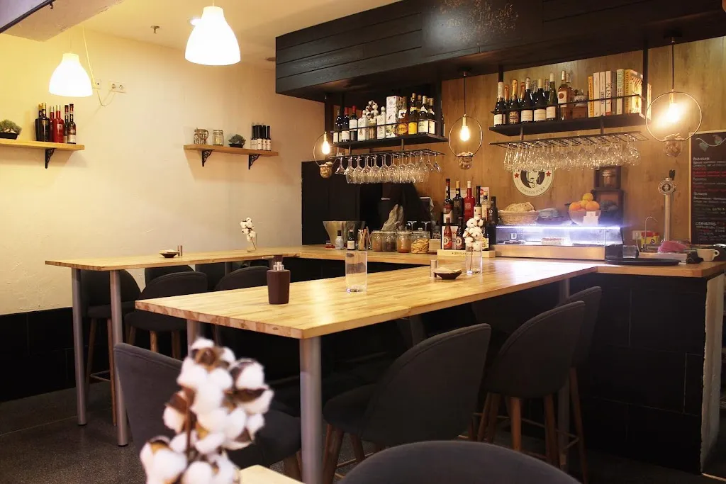 Bistro Barceló restaurant in Bretó