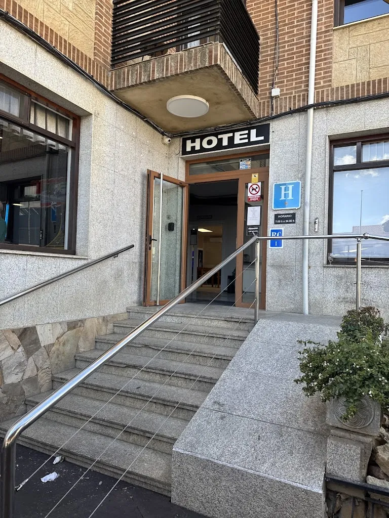 Nieves Castaño_Cafeteria restaurante_Camarzana de Tera_review