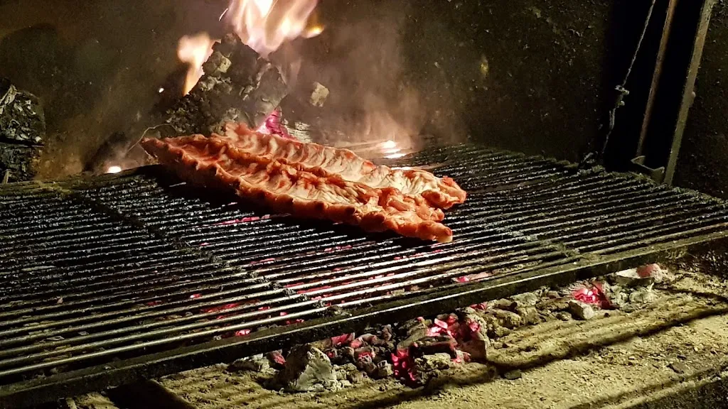 Bar Mandragora restaurant in Camarzana de Tera