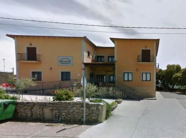 Bar-Restaurante Encarna restaurant in Carbellino