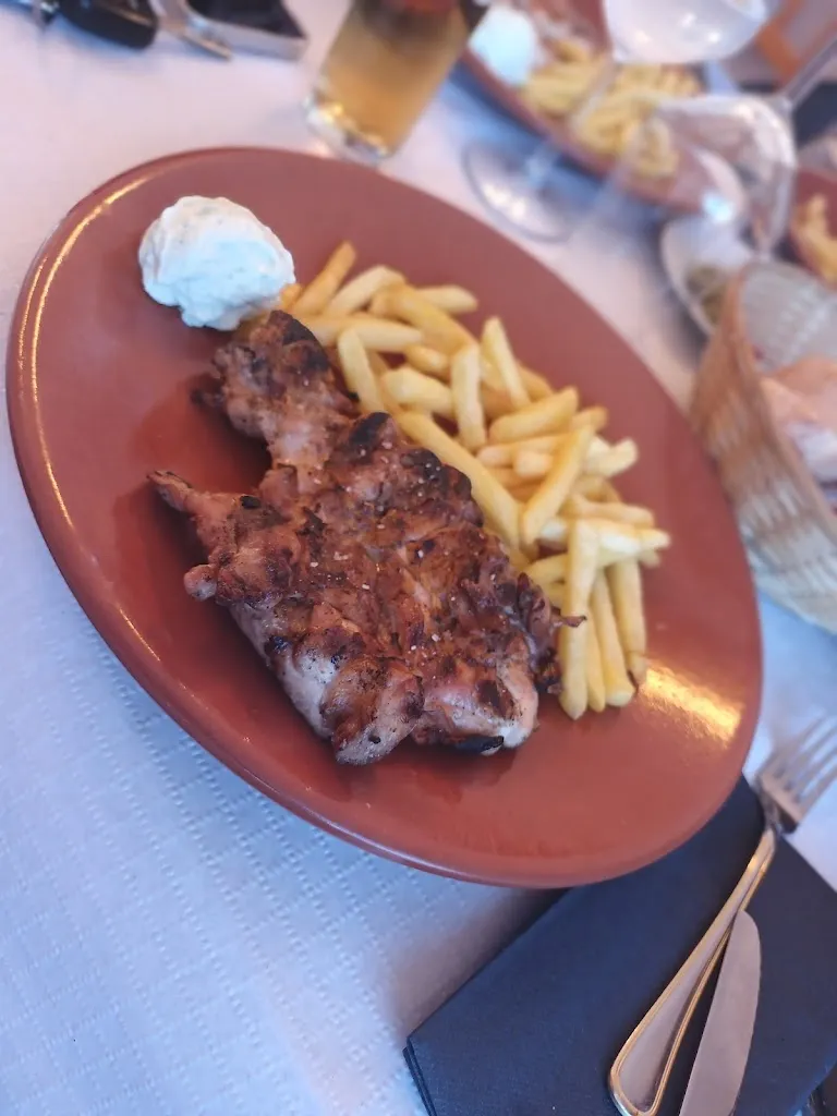 Menu_Restaurante El Comienzo_Cerecinos del Carrizal_image_4