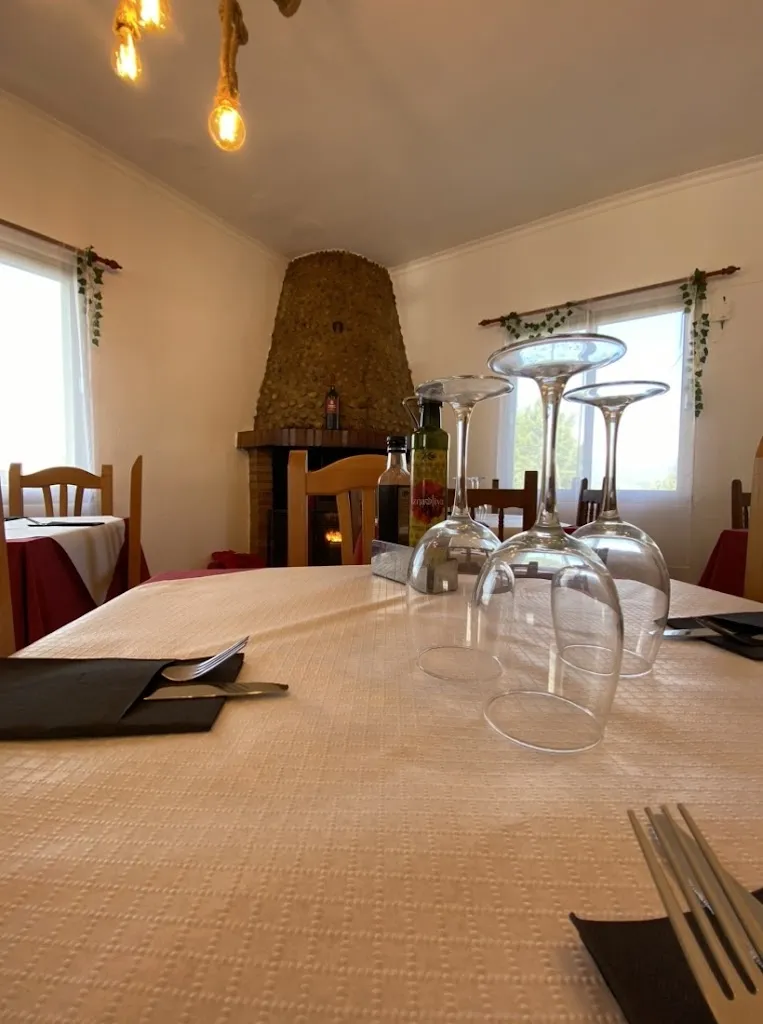 Restaurante El Comienzo_Cerecinos del Carrizal_slider_image_1