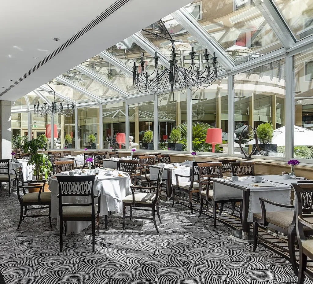 El Jardín del InterContinental at Hotel InterContinental Madrid restaurant in Castronuevo