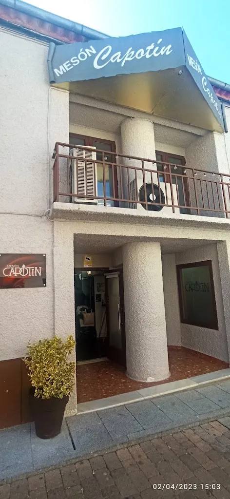 MESON CAPOTIN_Cuelgamures_slider_image_1