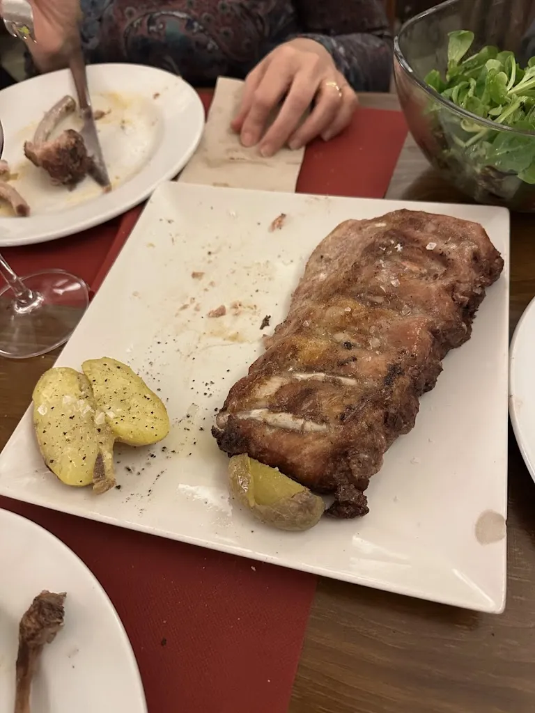 Mario Martín_Bodega Pampano_Cuelgamures_review