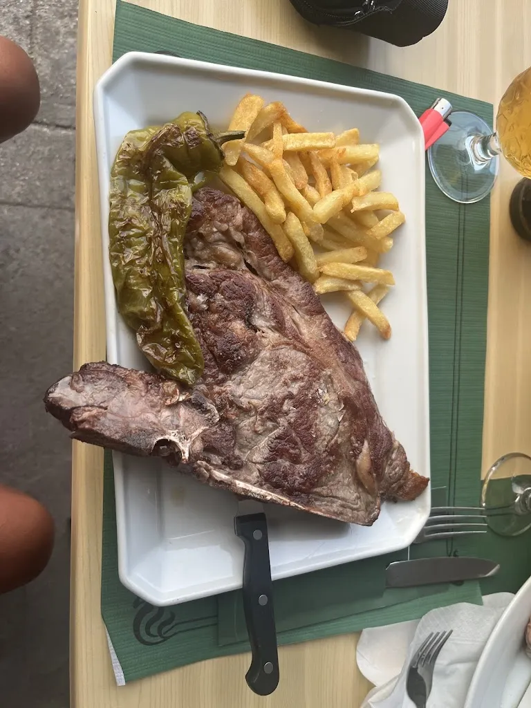 Vlad_Bar/Restaurante Los Robles_Cobreros_review