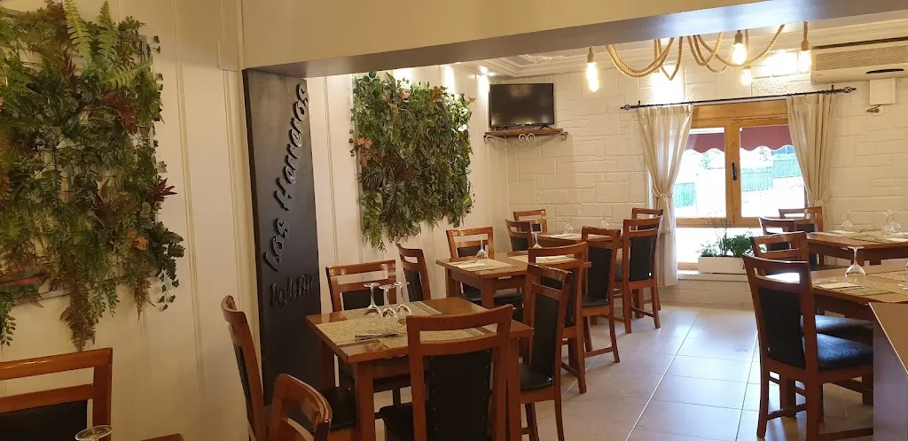 Los Herreros restaurant in Cobreros