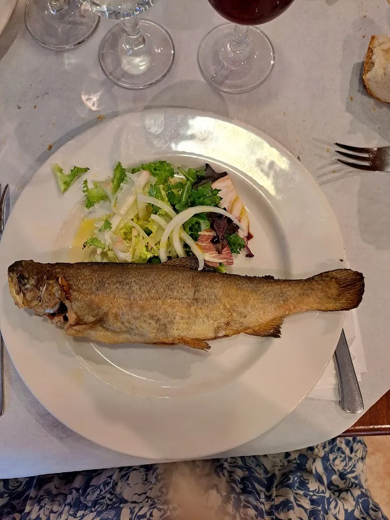 ISABELLE DELENTE_Las Tres Chimeneas_Fermoselle_review