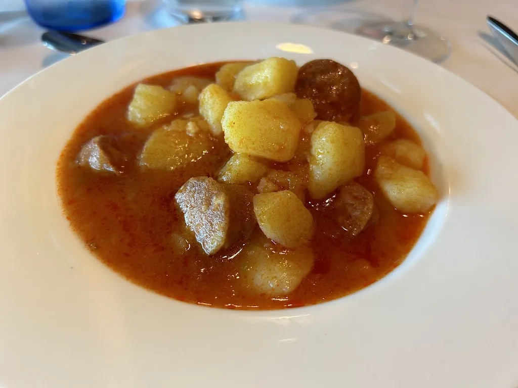 Restaurante Vivanco. Cultura de Vino_Rioja_slider_image_3