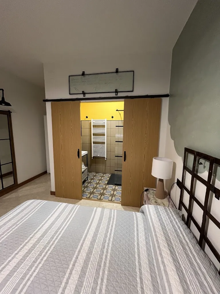 Jim J._Donde Víctor Luna_Granja de Moreruela_review