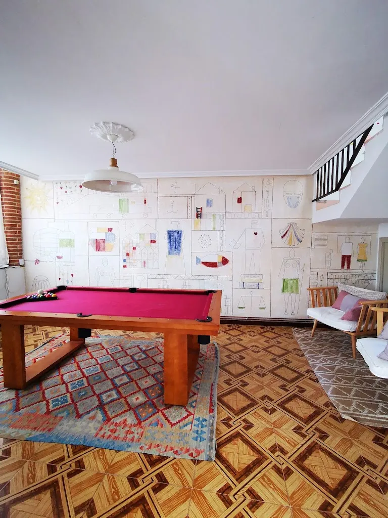 Tom Cole_Donde Víctor Luna_Granja de Moreruela_review