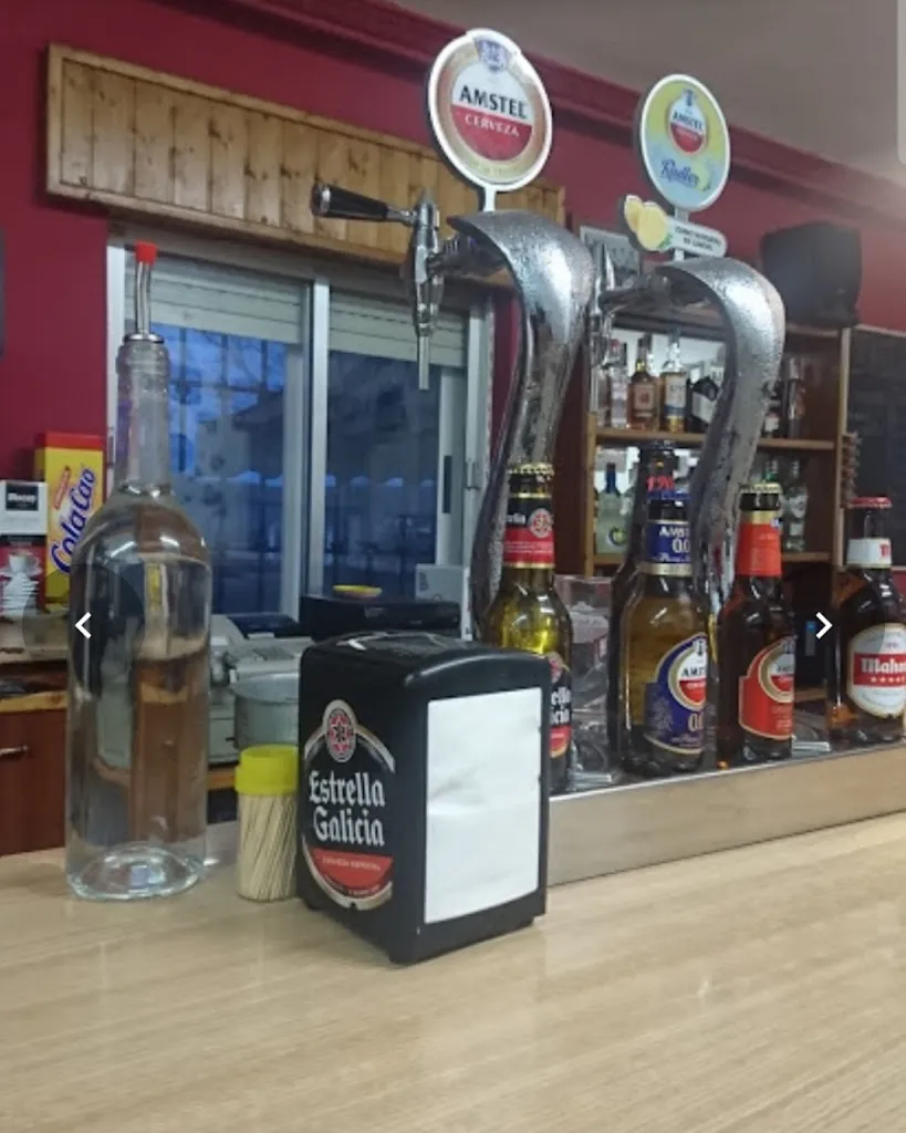 Bar La Moncloa_Granucillo_slider_image_3