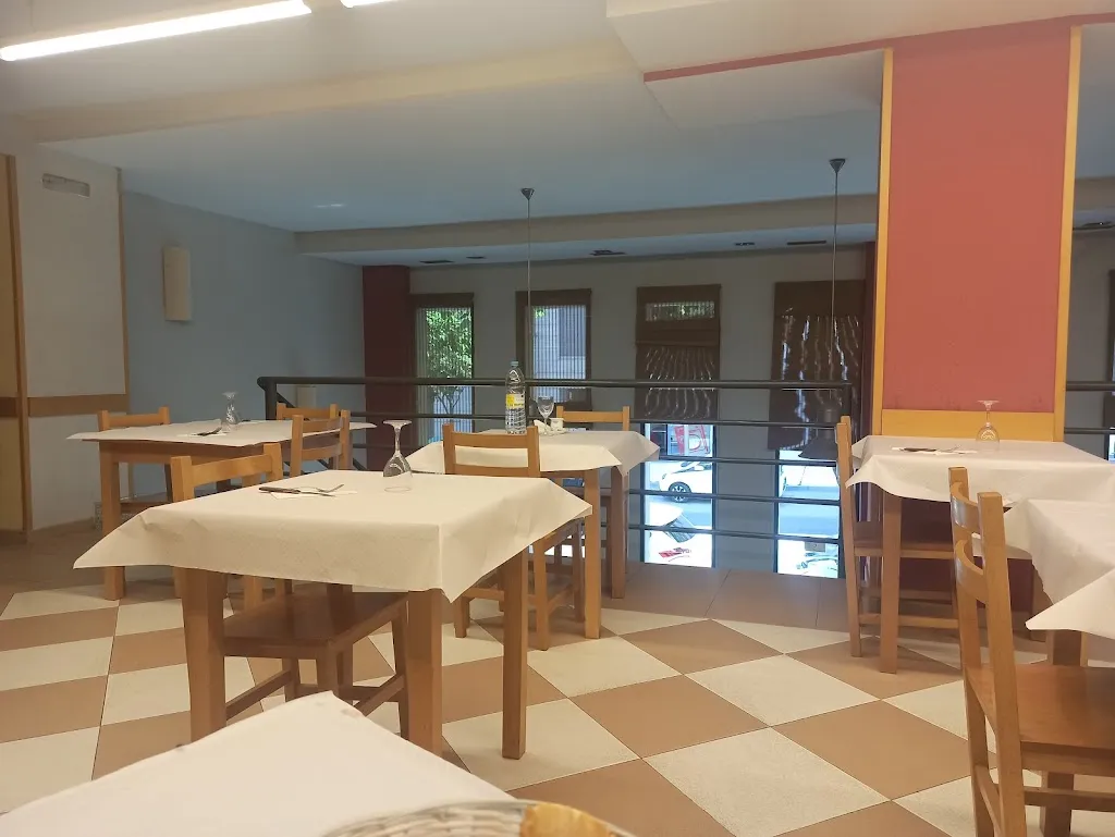 El Polígono restaurant in Hiniesta La