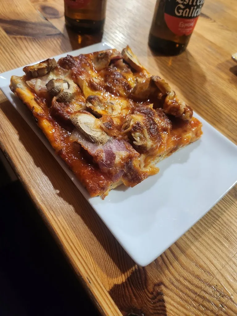 Sara del Canto Pérez_La Escapada_Hiniesta La_review