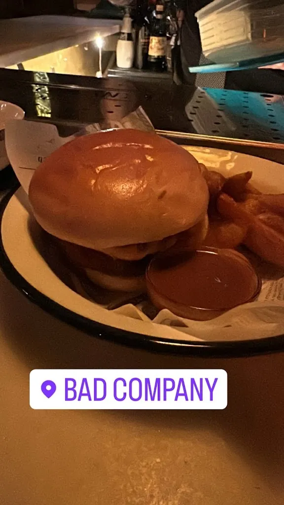 niko sorrentino_Bad Company 1920_Maderal El_review