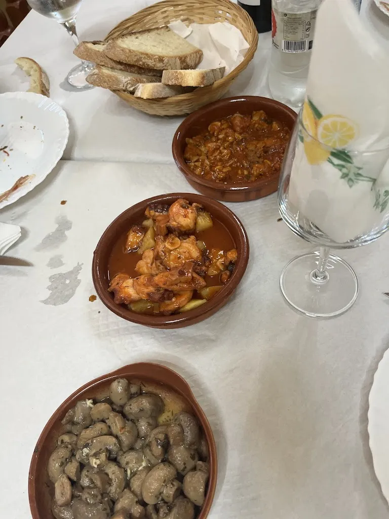 Menu_Bar Restaurante Mis Raíces_Milles de la Polvorosa_image_7