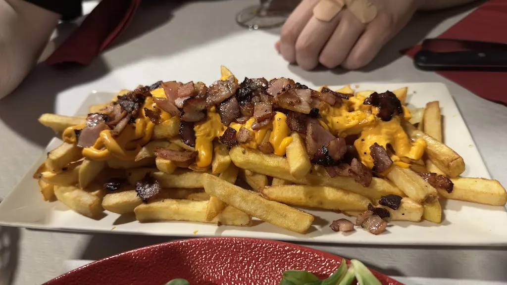 Tania Quezada_bar where you always_Monfarracinos_Bewertung