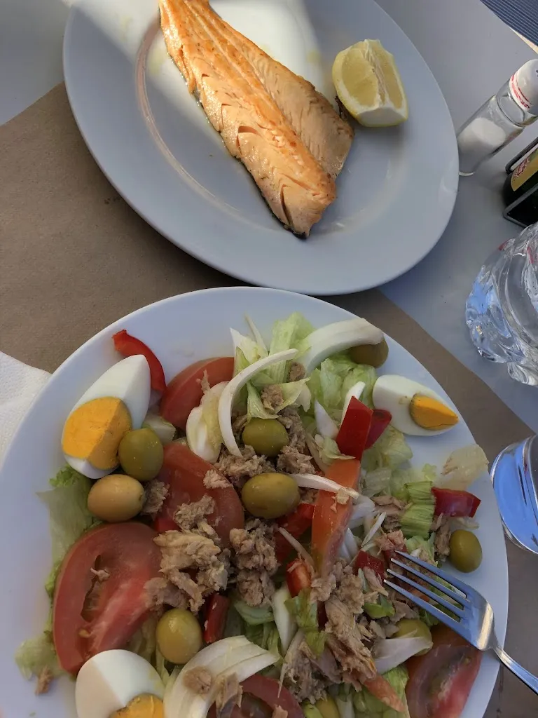 Anastassiya Siner_Restaurante El Porvenir_Mombuey_recensione