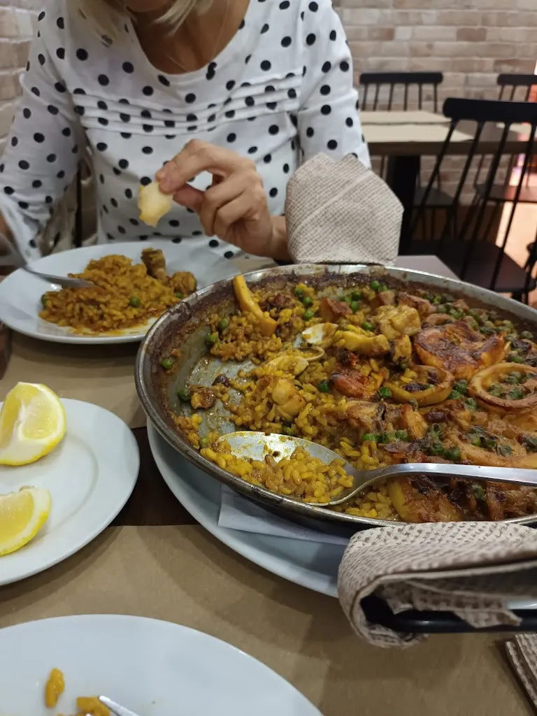 Menu_Restaurante Los Ángeles_Gallegos del Río_image_8