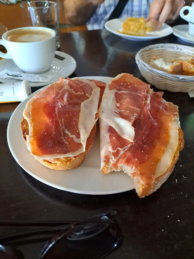 Bar Moralvi_Moraleja del Vino_slider_image_2