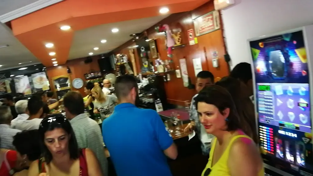 Cafetería-Bar Flamingo_Moraleja del Vino_slider_image_2