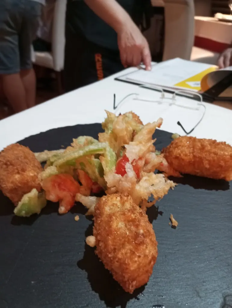 Menu_RESTAURANTE EL CHIVO_Morales de Toro_image_8