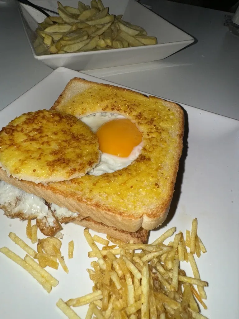 Maria Suero_Cafetería Bar Barbelu_Morales del Vino_review