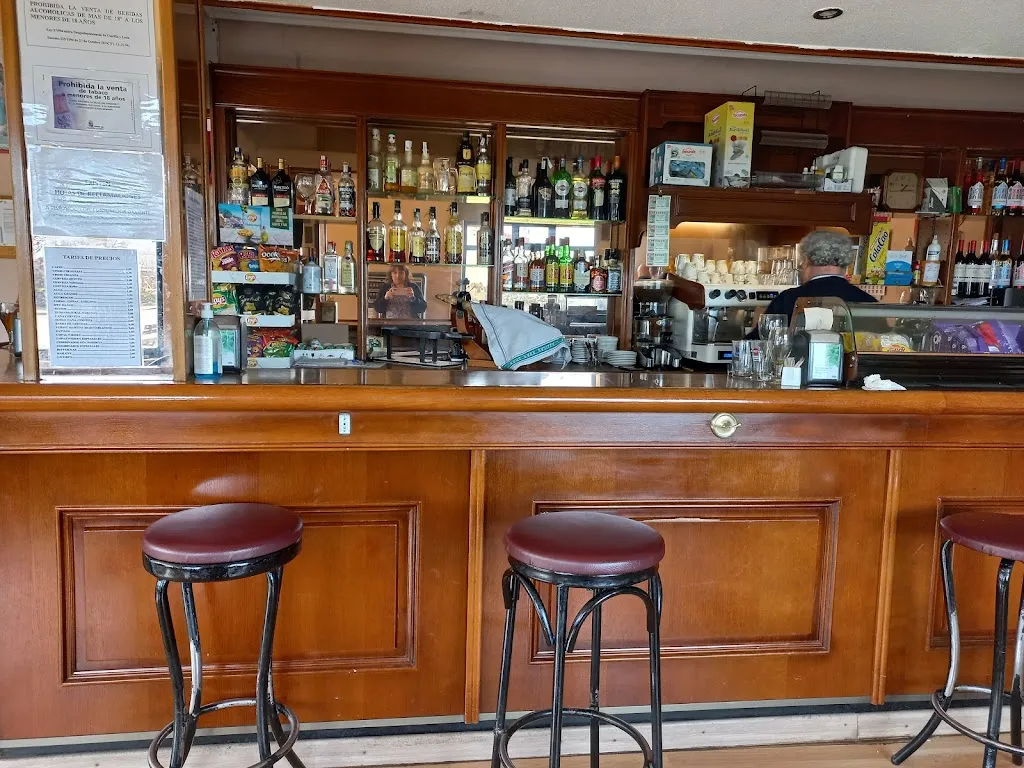 Cafeteria Olimpia_Otero de Bodas_slider_image_1