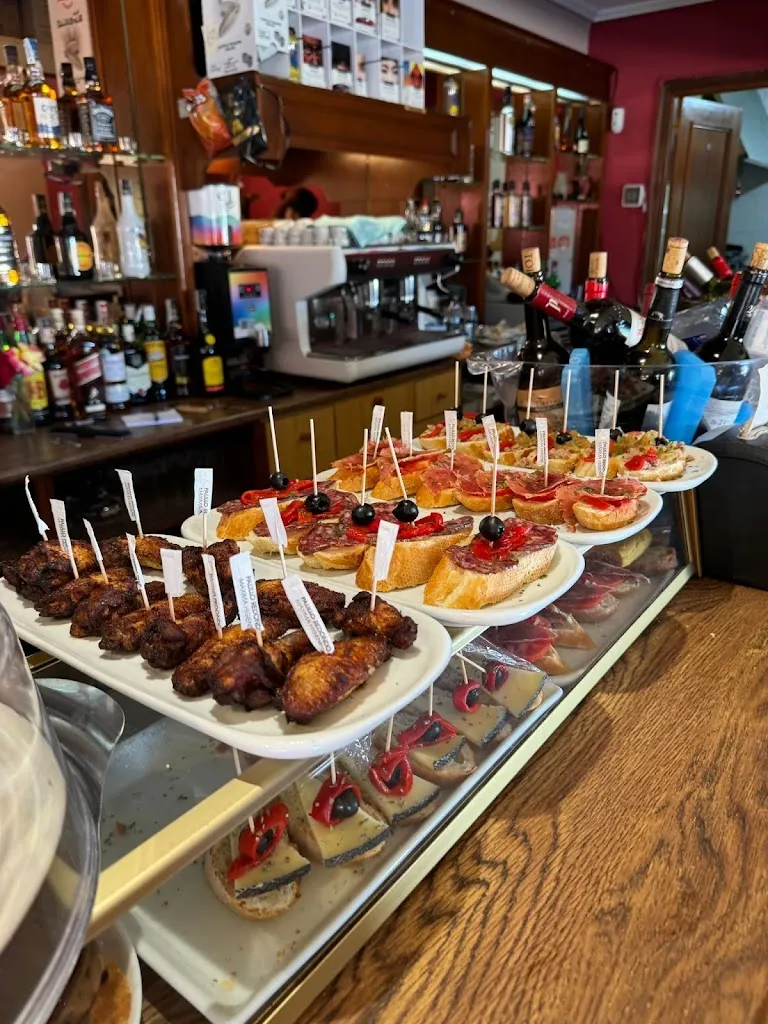 Cafeteria Olimpia_Otero de Bodas_slider_image_2