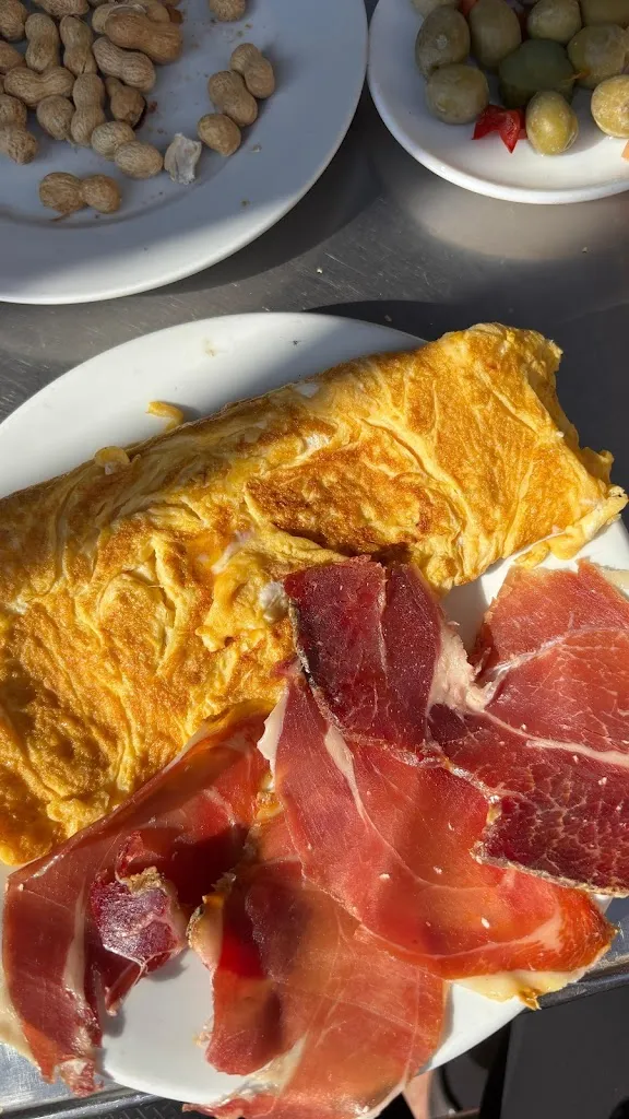 Jorge Manchón_El Chiringuito_Pedralba de la Pradería_review