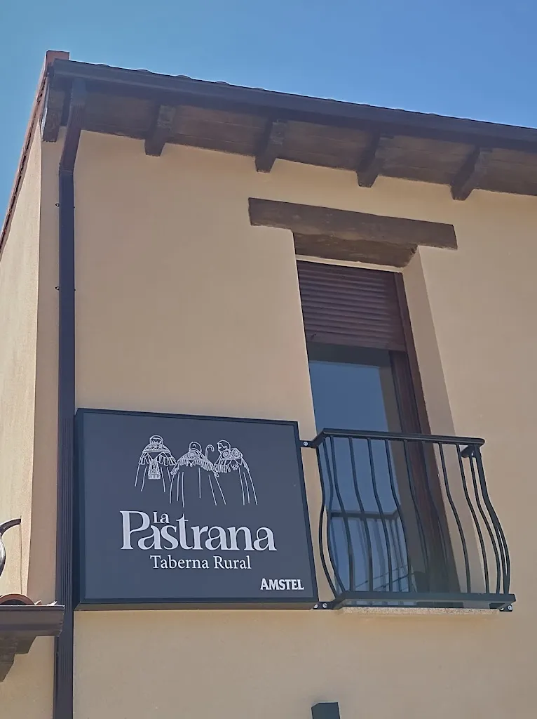 Alicia Julián Beltrán_Taberna Rural La Pastrana_Olmillos de Castro_review