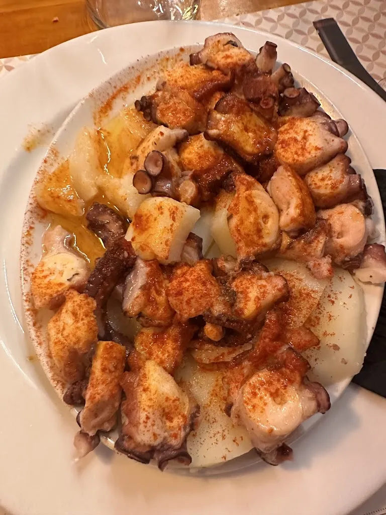 Bruna Mormilo Borges_Ocafú Prado. Taberna Gallega_Prado_recensione