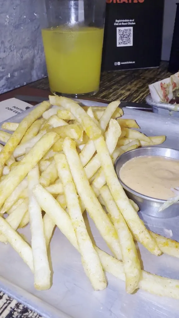 Roost Chicken Atocha_Prado_slider_image_2