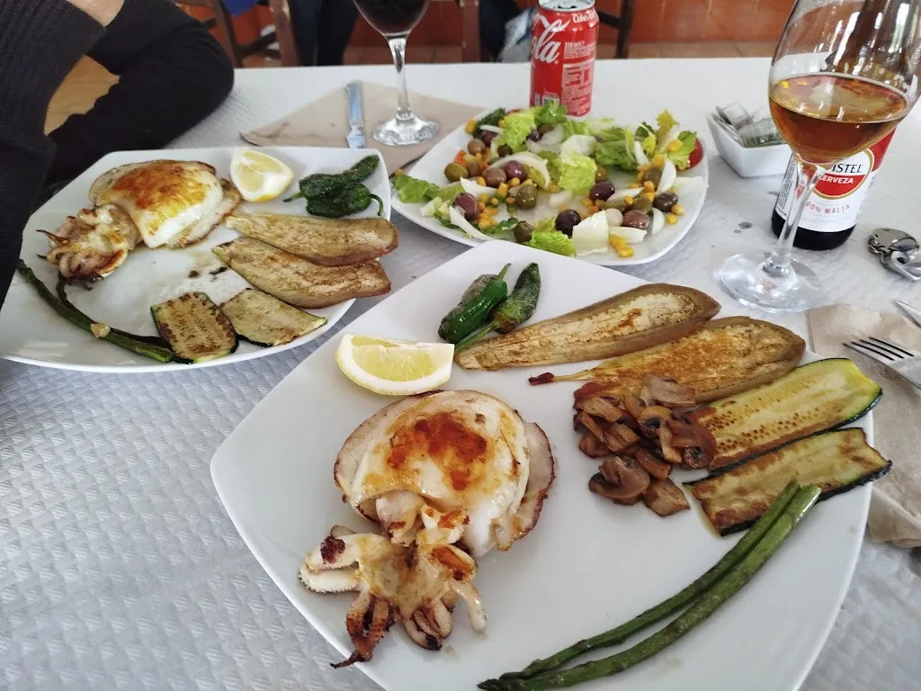 Jose Luis Ortiz Navarro_Restaurante Bar Los Cazadores, Sabors de la terreta_Pego El_review