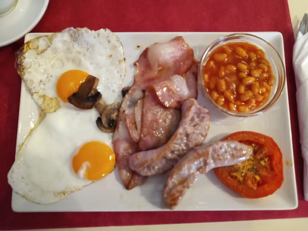 Lobat L_Casino Bar Pego_Pego El_review