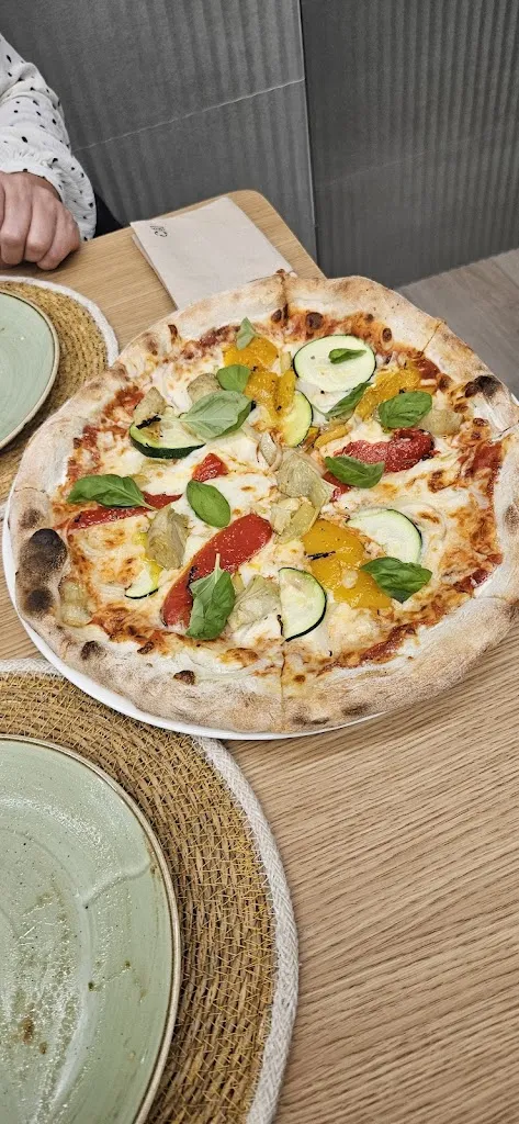 Menu_Agora - Restaurant-pizzeria_Pego El_image_3