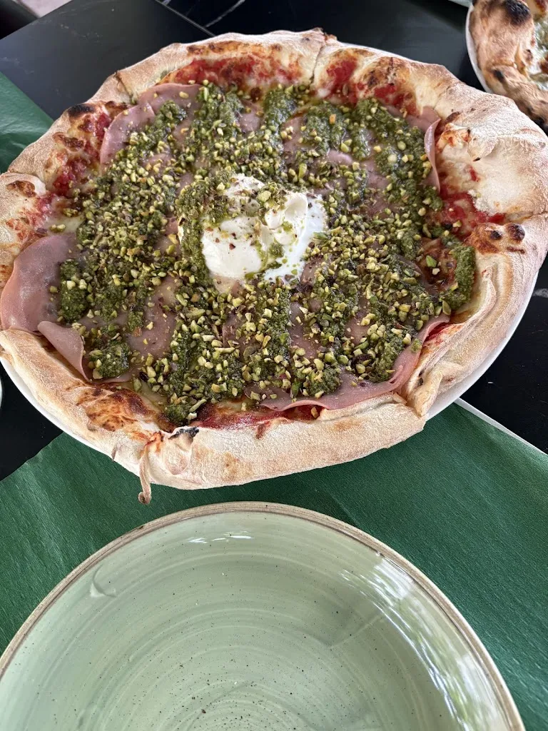 Agora - Restaurant-pizzeria_Pego El_slider_image_2