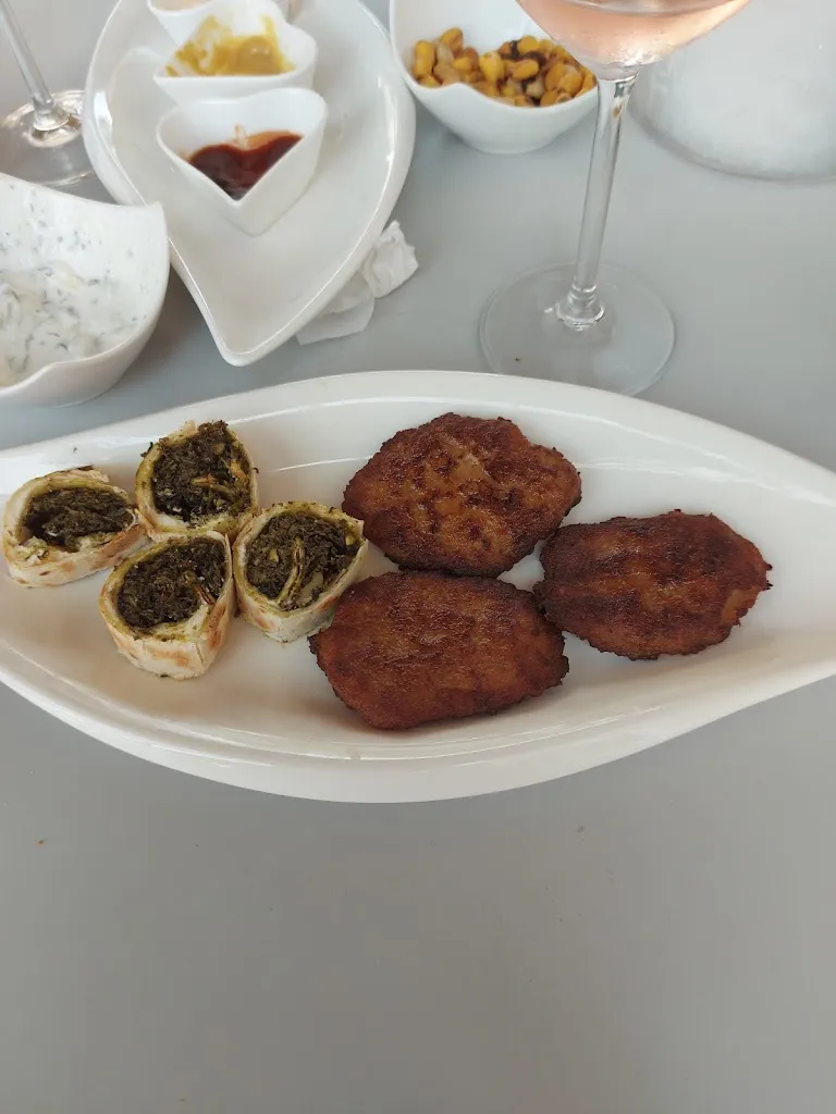 Marian van Leeuwen_Crazy Mix_Pego El_review