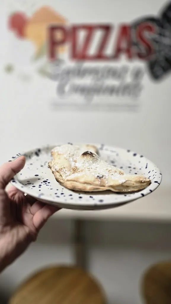 Hoy Pizza restaurant in Pego El