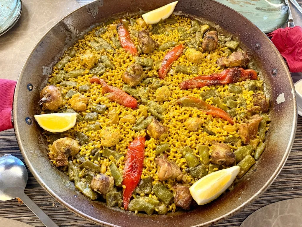 Sofia Accion Barr_Restaurant El Lloc_Pego El_review