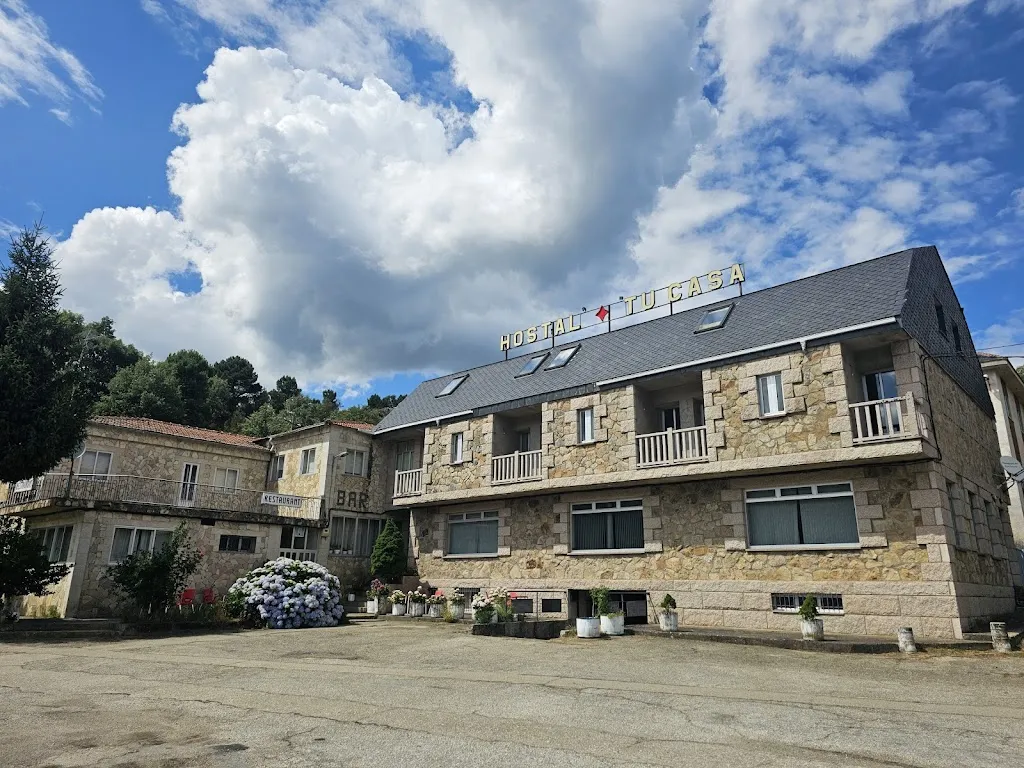 Efren Pavo_Hostal Tu Casa_Requejo_recensione