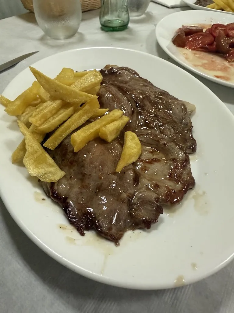 Sergi Julià Yelo_Bar Bera_Rábano de Aliste_review