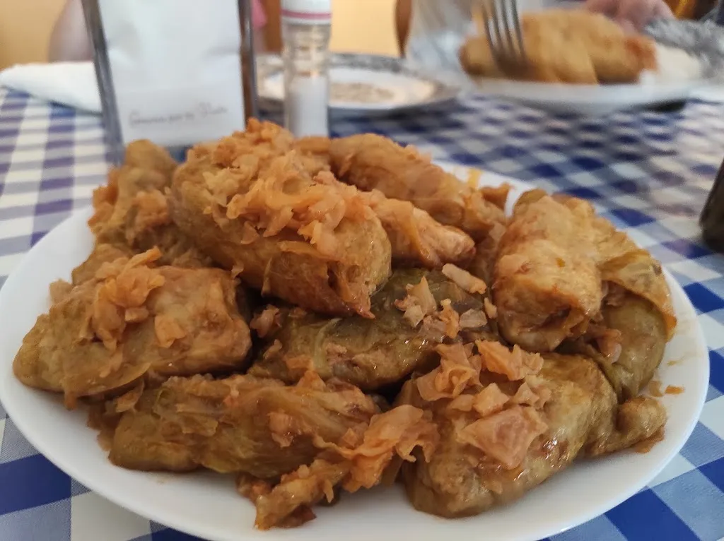 Bar Restaurante Hogar de dia restaurant in San Agustín del Pozo