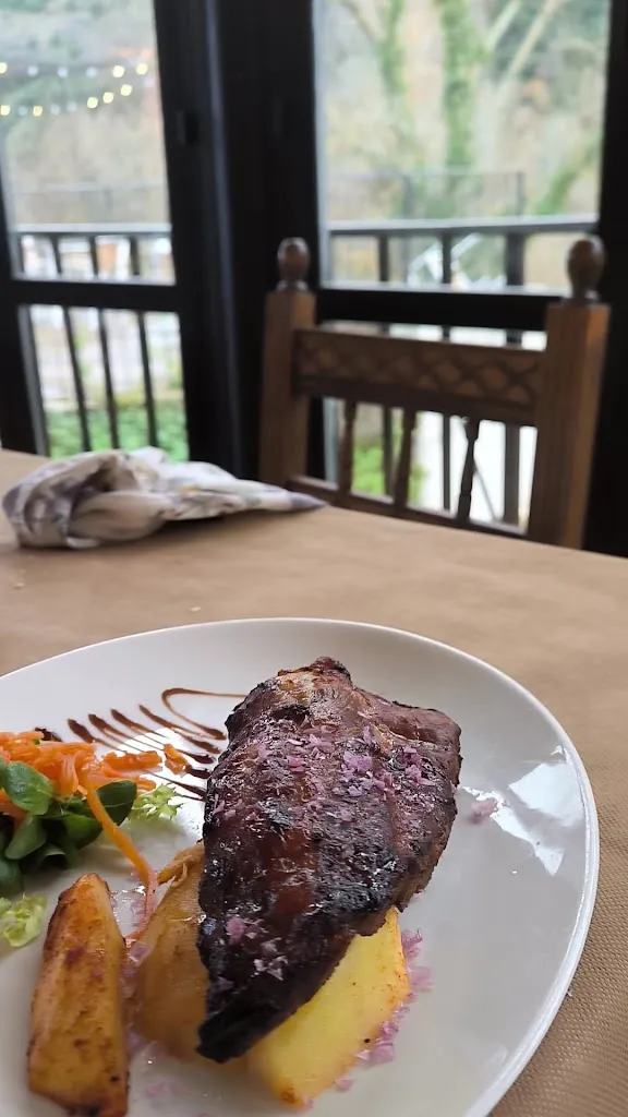 Cafeteria Restaurante Asador Venta De Panzares_Rioja_slider_image_2