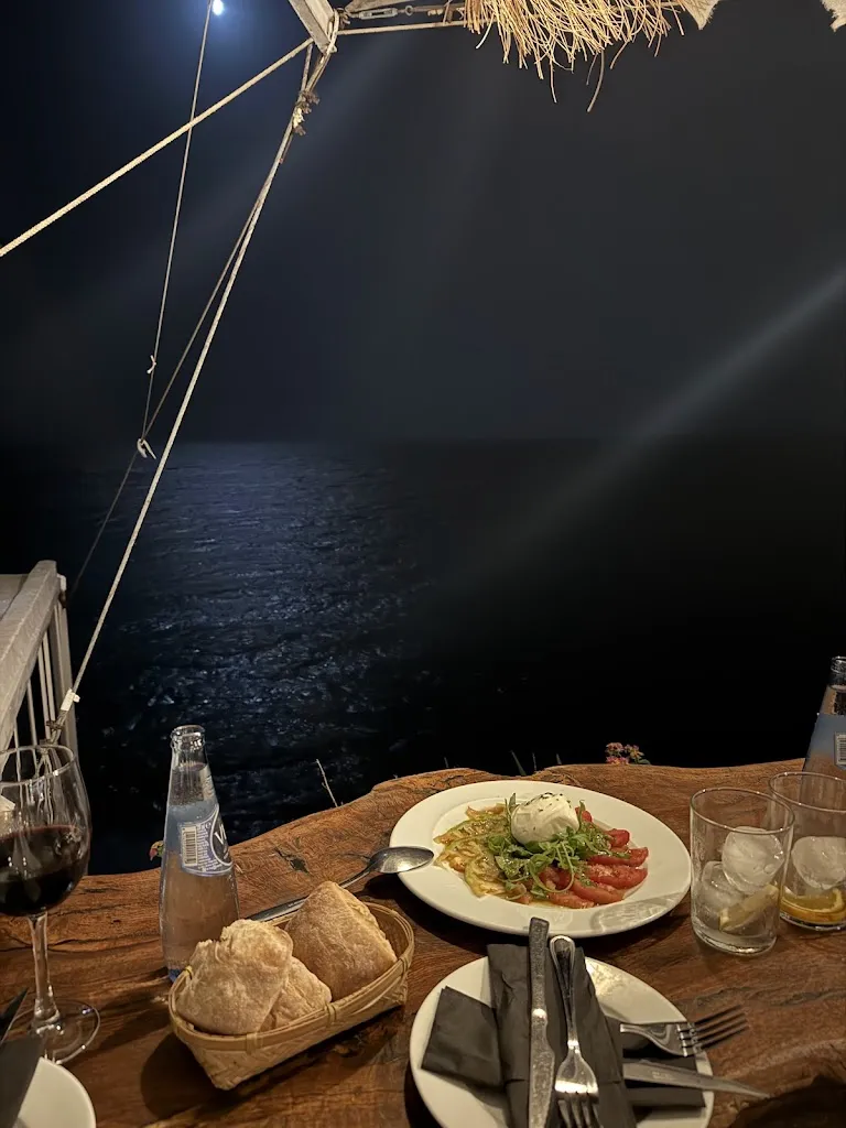 Kateryna Mytsevych_La Jaima_Samir de los Caños_review